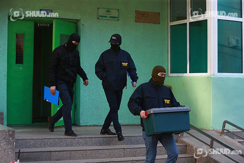 ТЕГ-аас баривчилсан гурван этгээдийг цагдан хорьжээ